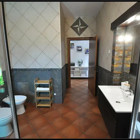 Casa Do Monte Q7 Lodge